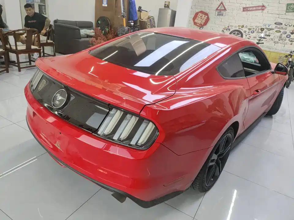 Ford Mustang 2015 — фото 4