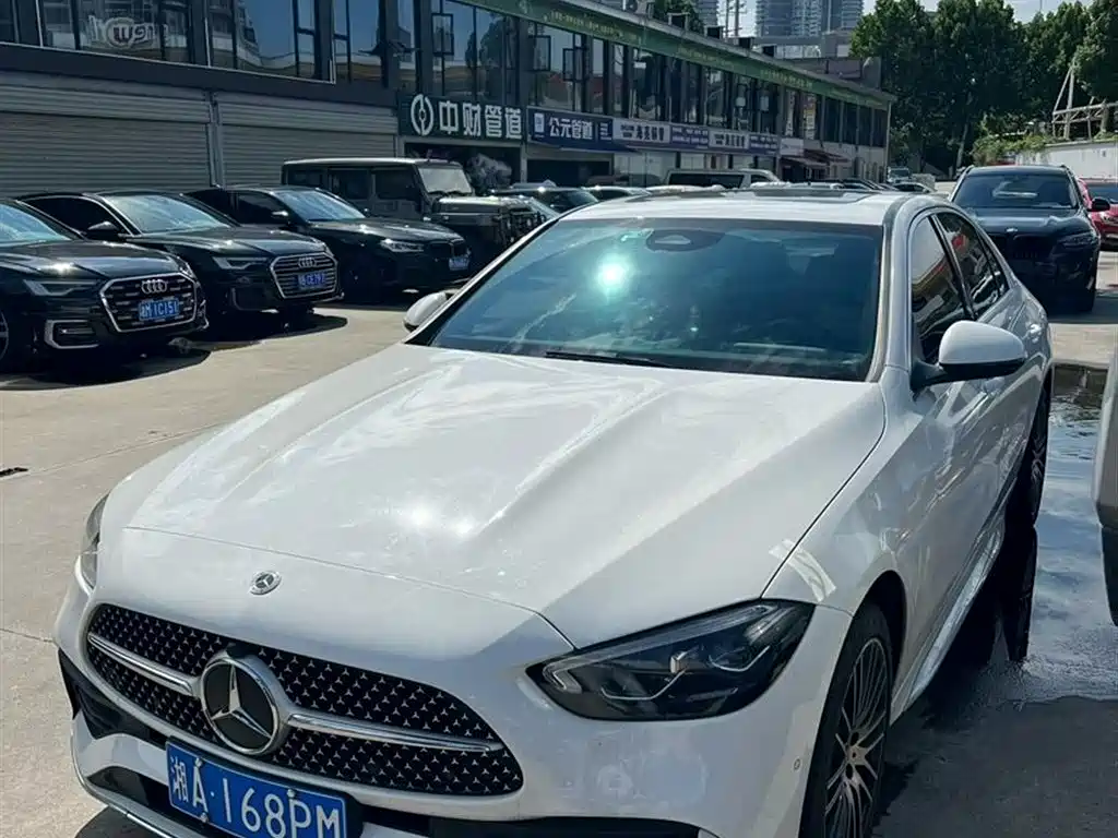 Mercedes-Benz C-Class 2023