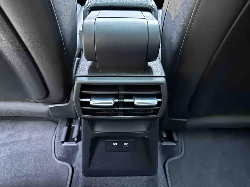Audi A3 2022 — фото 19