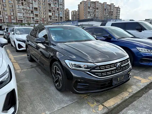 Volkswagen Sagitar 2023