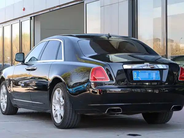 Rolls-Royce Ghost 2010