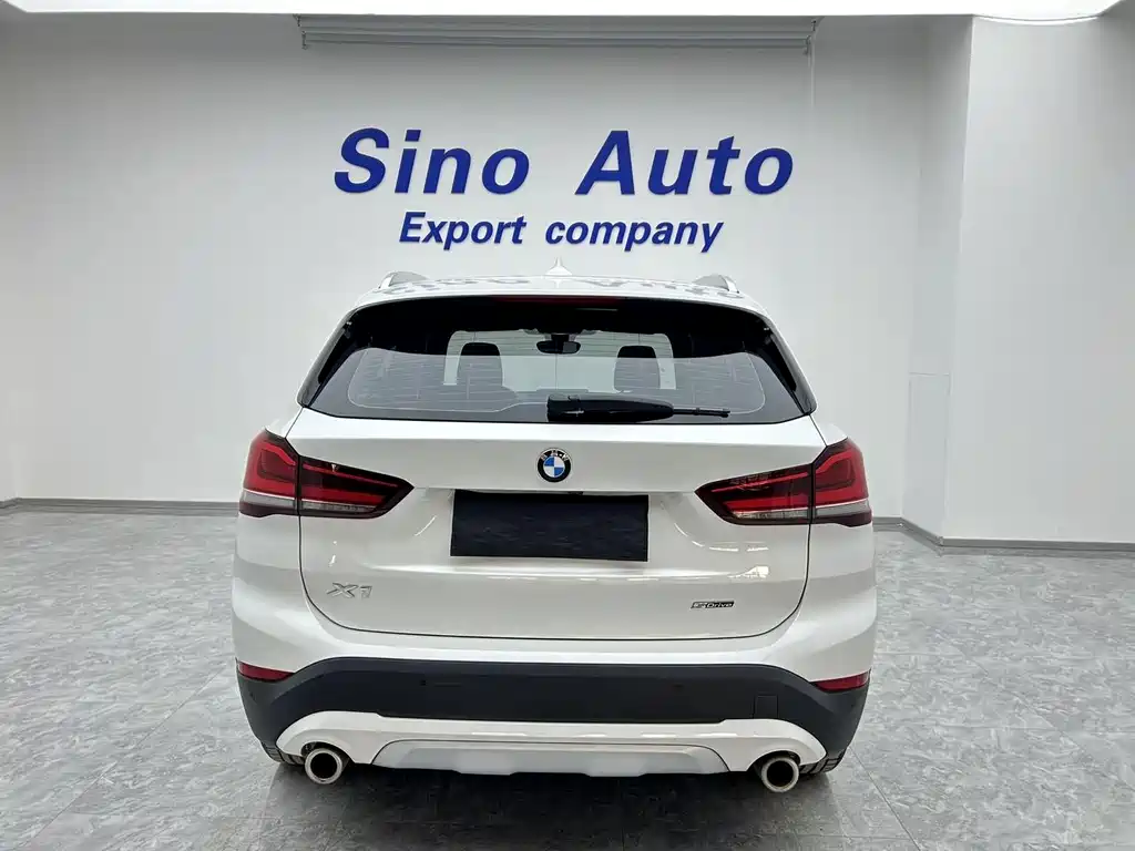 BMW X1 2022 — фото 4
