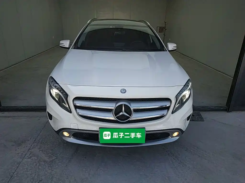 Mercedes-Benz GLA 2016