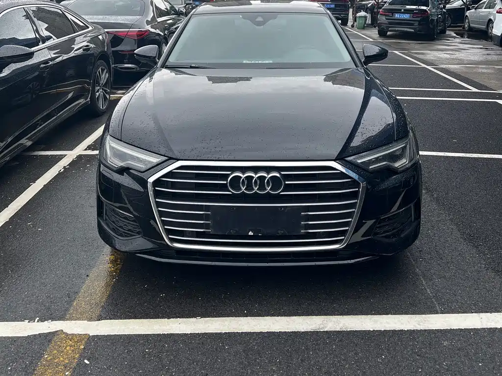 Audi A6L 2019 — фото 1