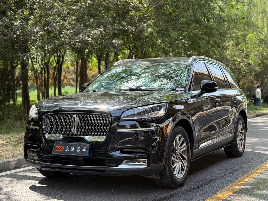 Lincoln Aviator 2021 — фото 1
