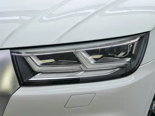 Audi Q5L 2019