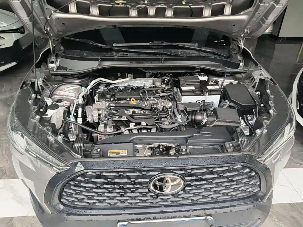 Toyota Corolla Cross 2023 — фото 20