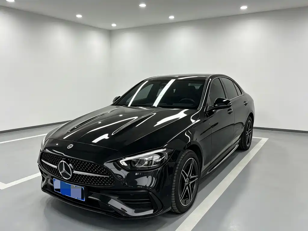 Mercedes-Benz C-Class 2025