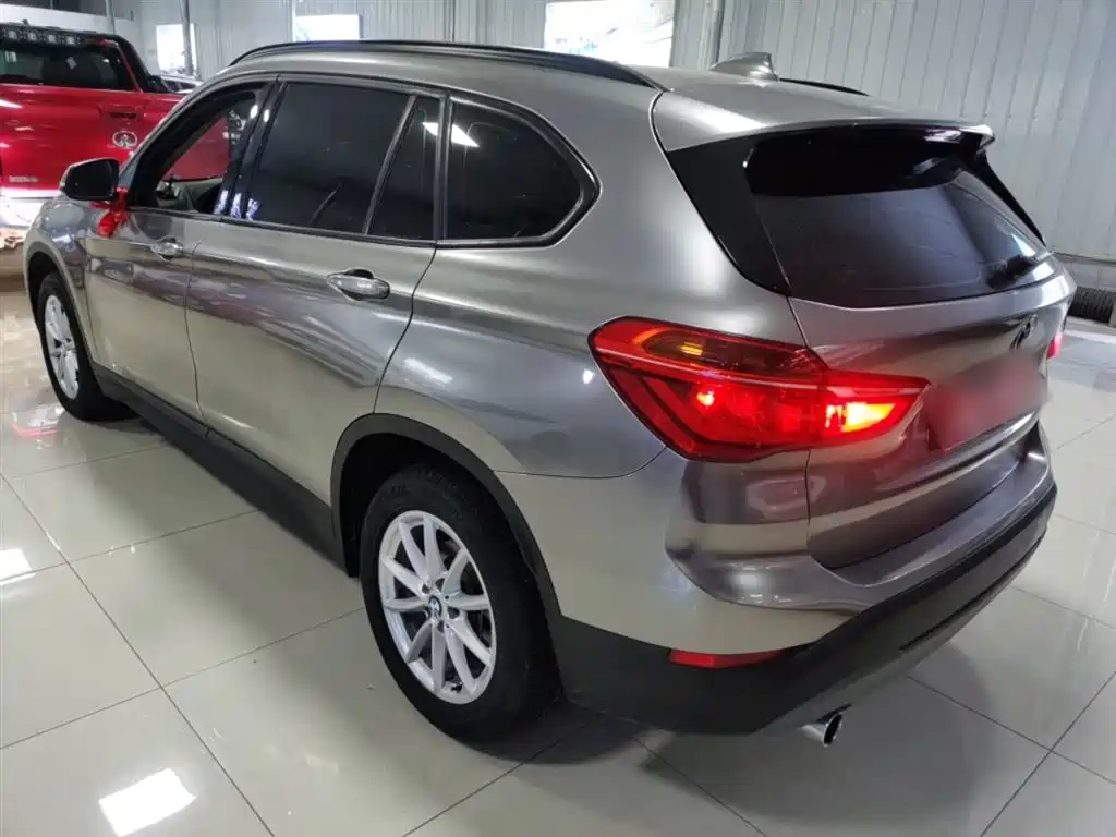 BMW X1 2017 — фото 21