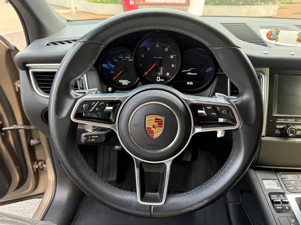 Porsche Macan 2014 — фото 10