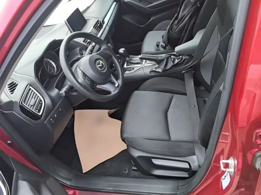 Mazda 3 Axela 2014 — фото 15
