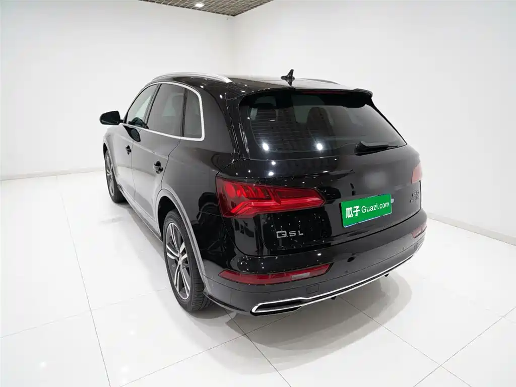 Audi Q5L 2020 — фото 5