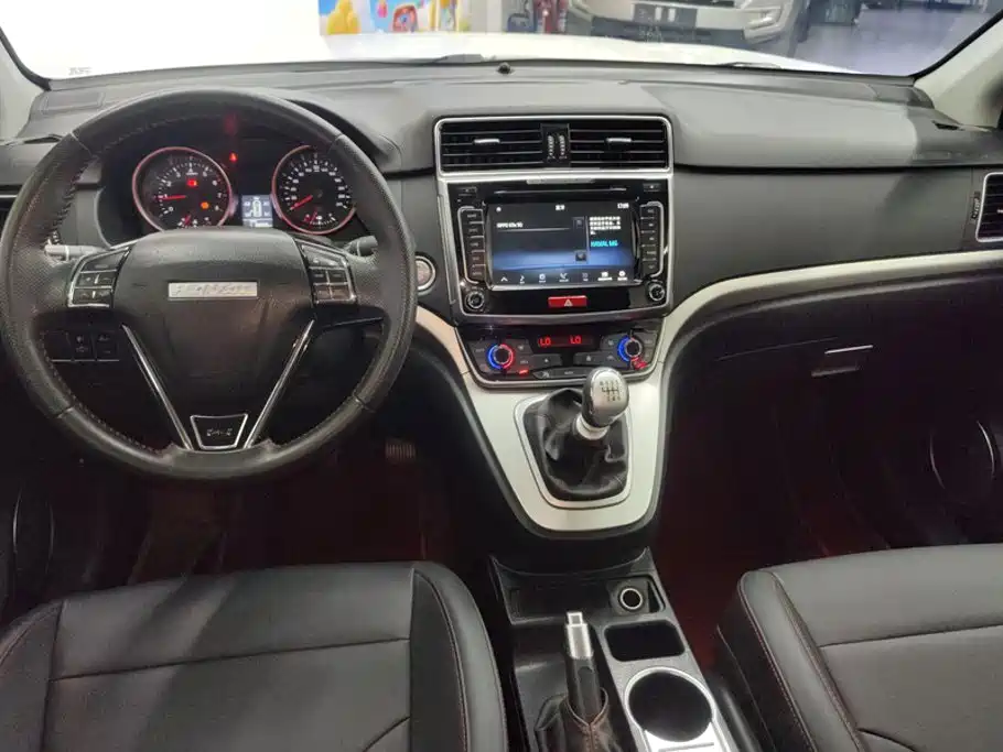 Haval M6 2019 — фото 12