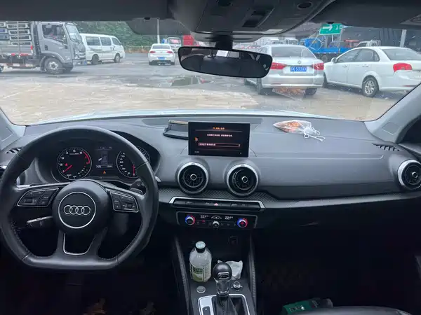 Audi Q2L 2022