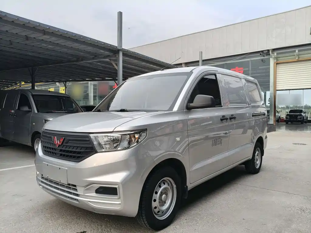 Wuling Hongguang V 2023