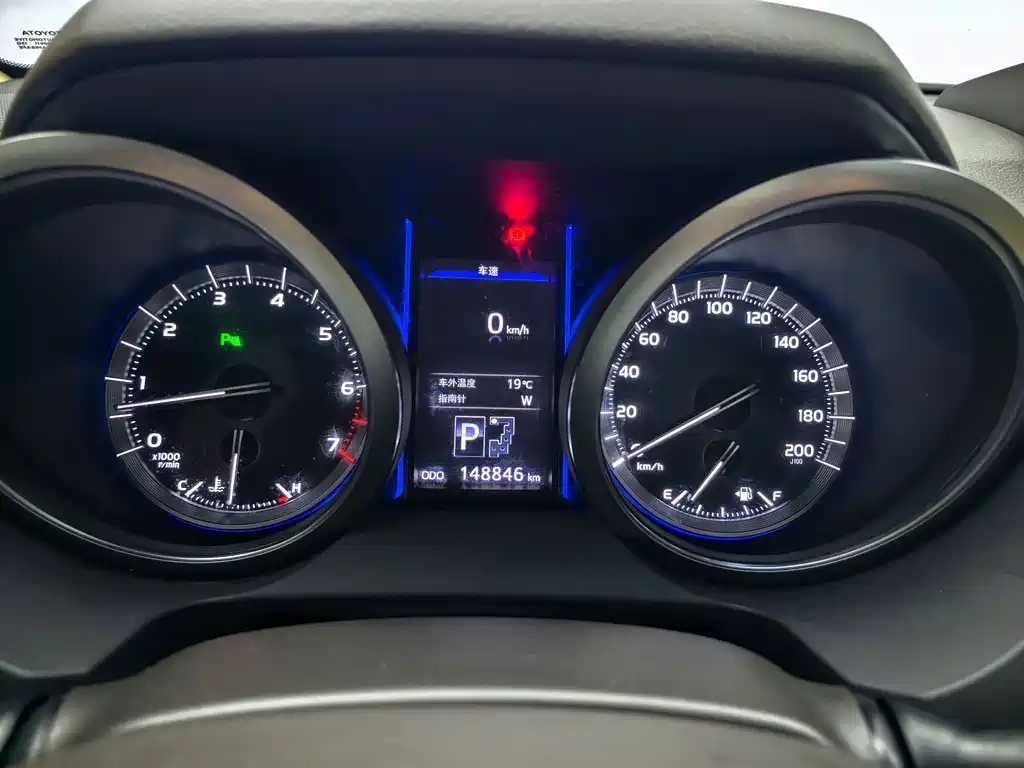 Toyota Prado 2017 — фото 9