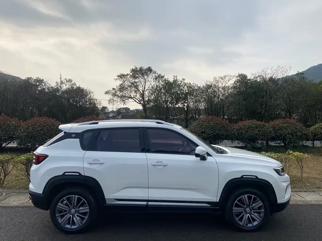 Changan CS35PLUS 2019 — фото 13