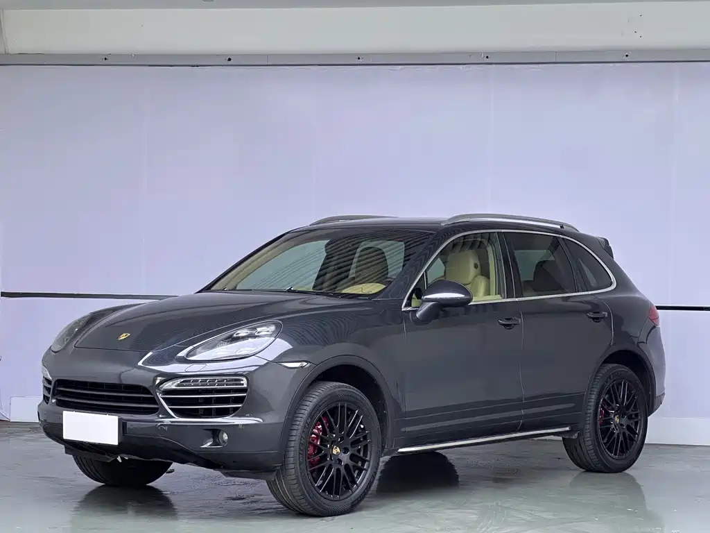 Porsche Cayenne 2013 — фото 1