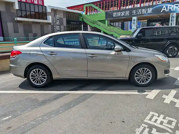 Citroën C4L 2015