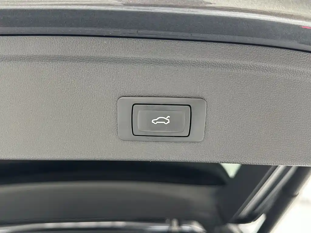 Audi A3 2022 — фото 15