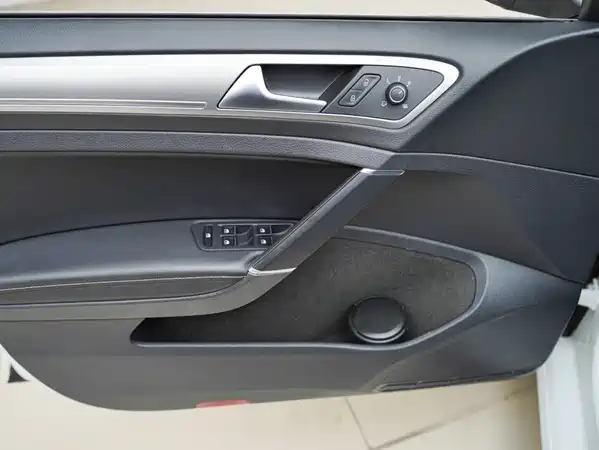 Volkswagen Golf 2020