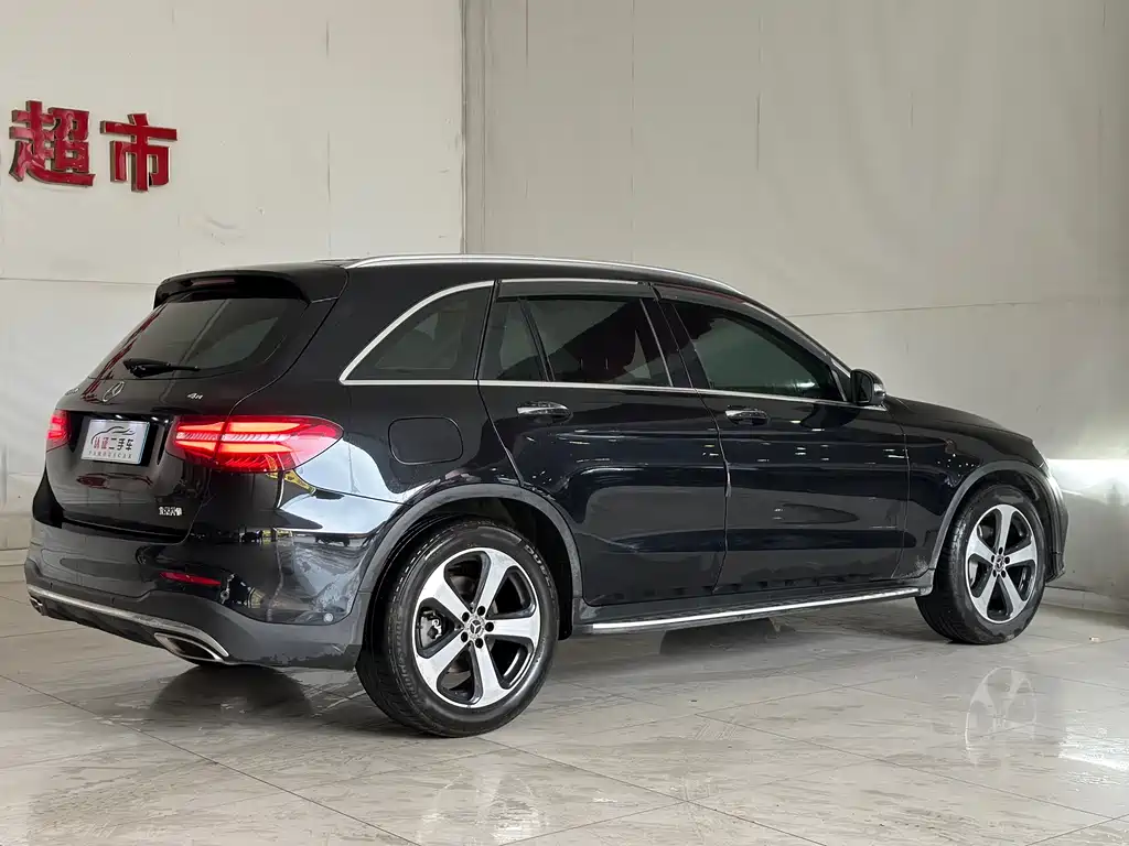 Mercedes-Benz GLC 2018 — фото 17