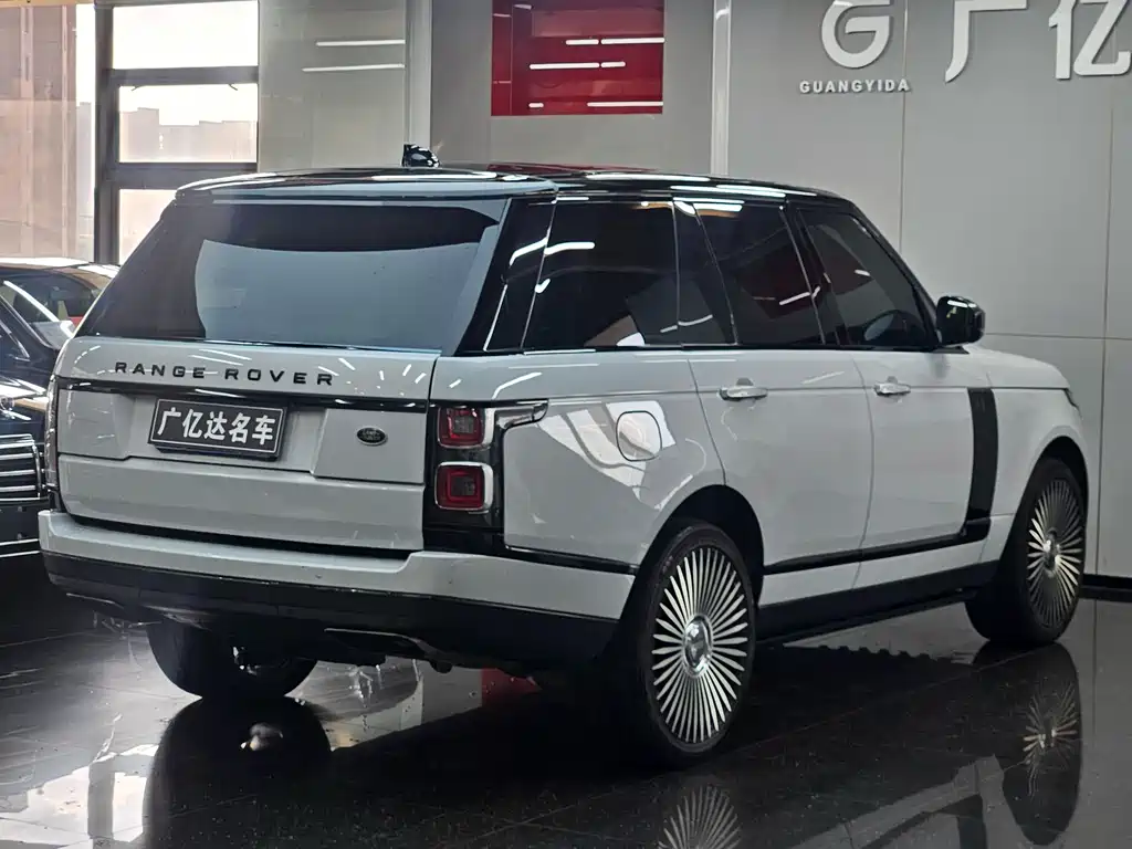 Land Rover Range Rover 2018 — фото 9