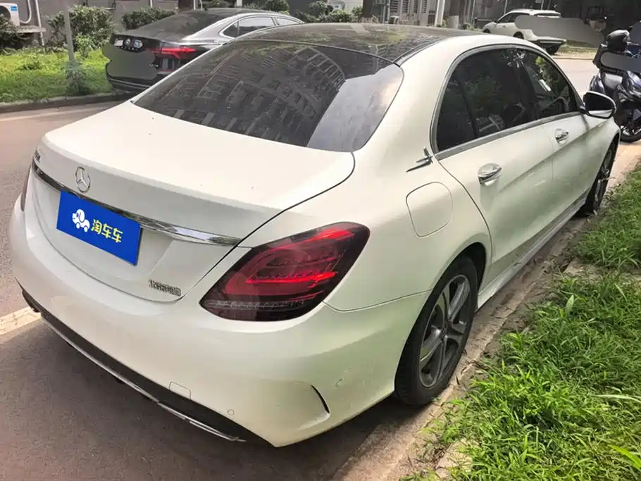 Mercedes-Benz C-Class 2019