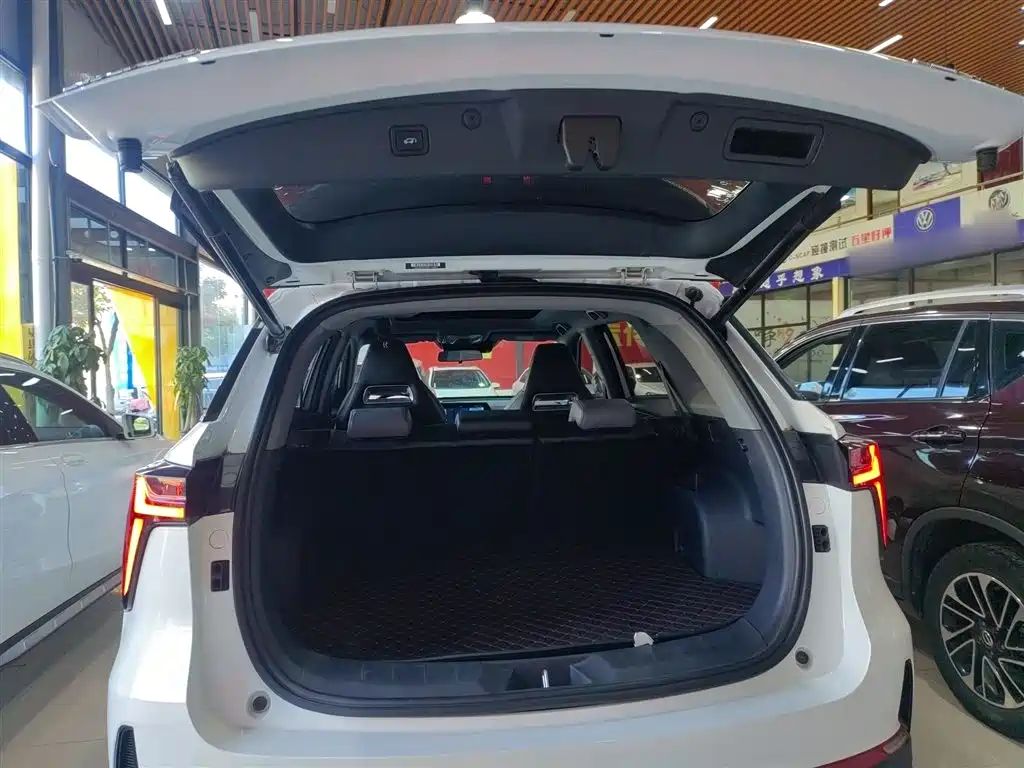 Changan CS75 PLUS 2023 — фото 16