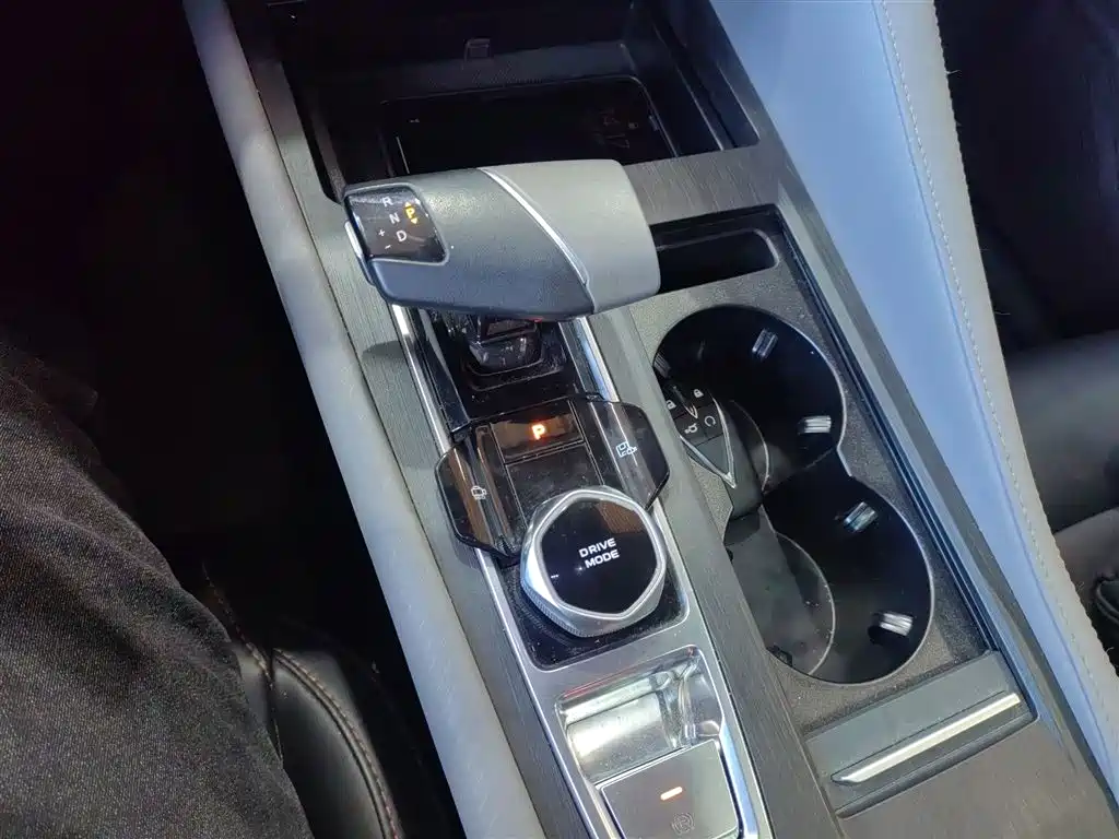Changan CS75 PLUS 2023 — фото 11