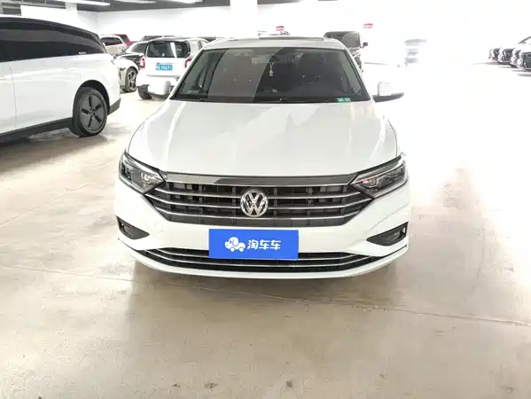 Volkswagen Sagitar 2021