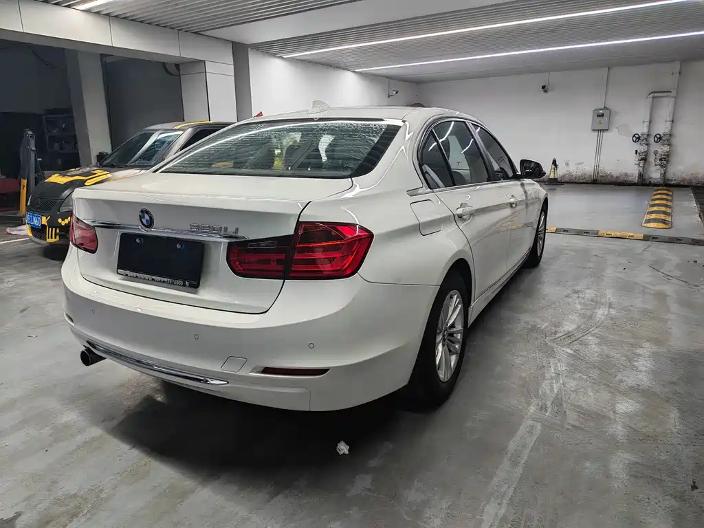 BMW 3 Series 2015 — фото 13