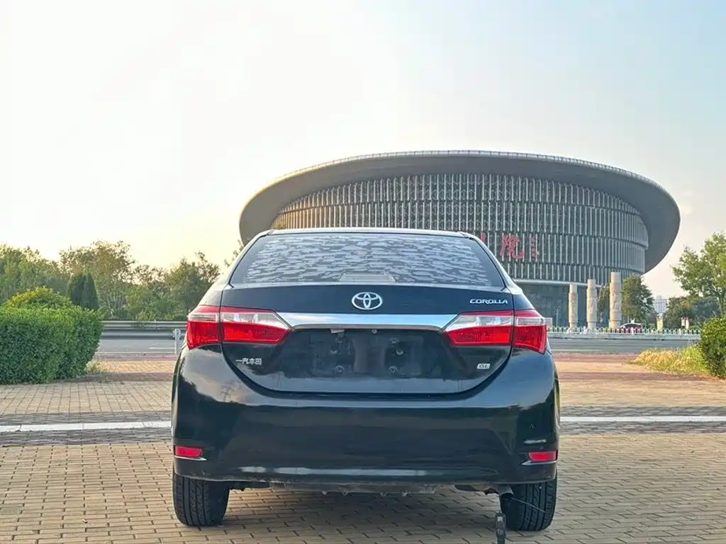 Toyota Corolla 2015