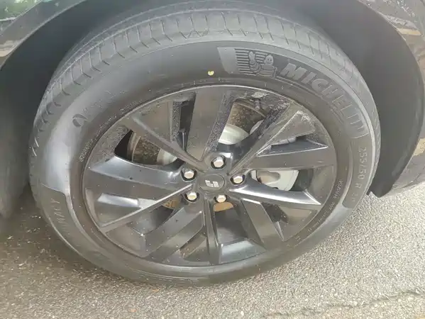 Li Auto L8 2023