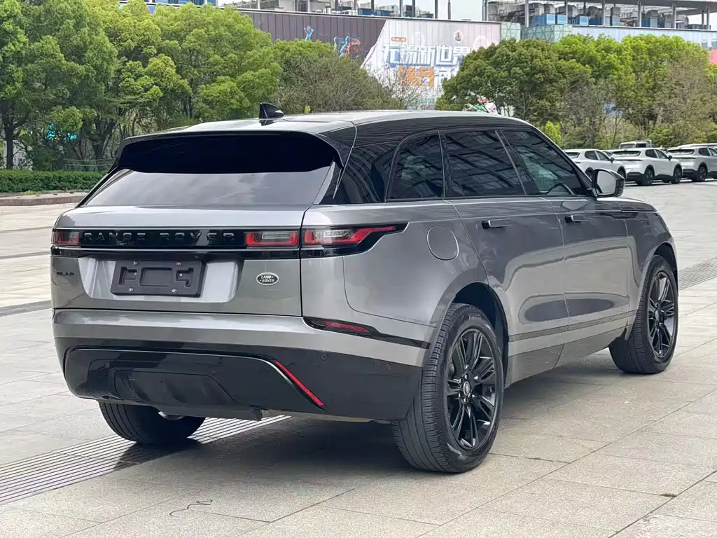 Land Rover Velar 2022 — фото 4