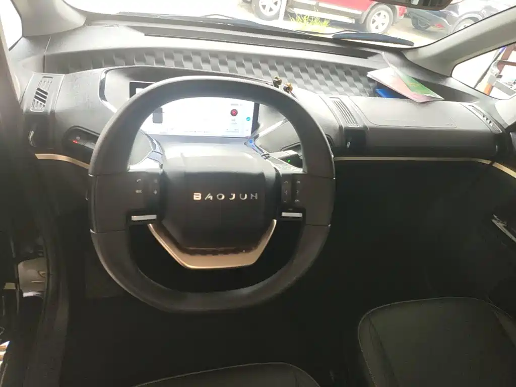 Baojun Kiwi EV 2022 — фото 10