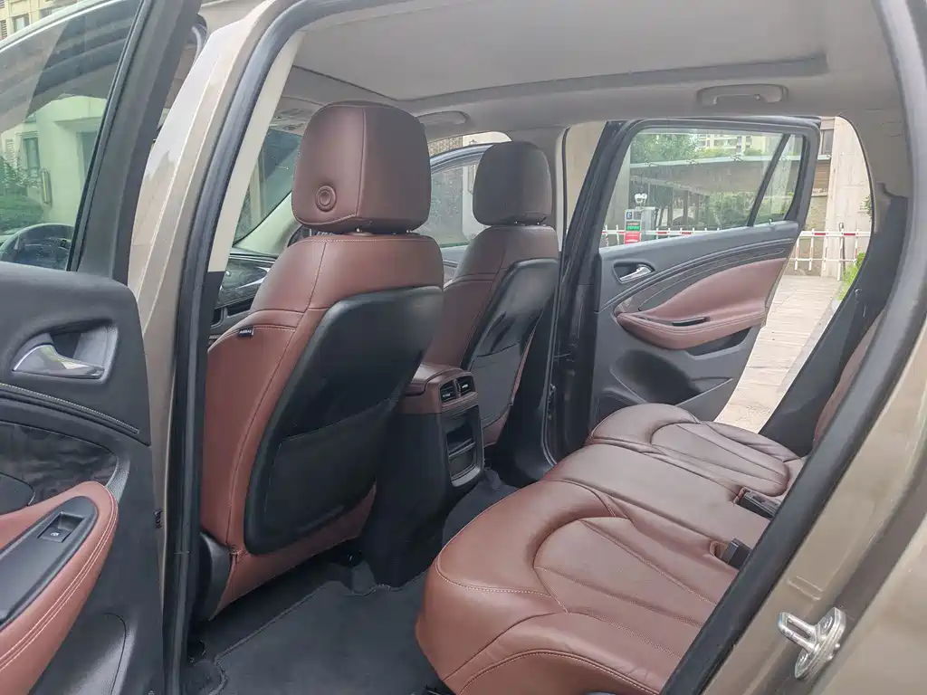 Buick Envision Plus 2015 — фото 7