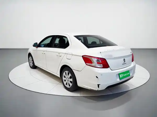 Peugeot 301 2015