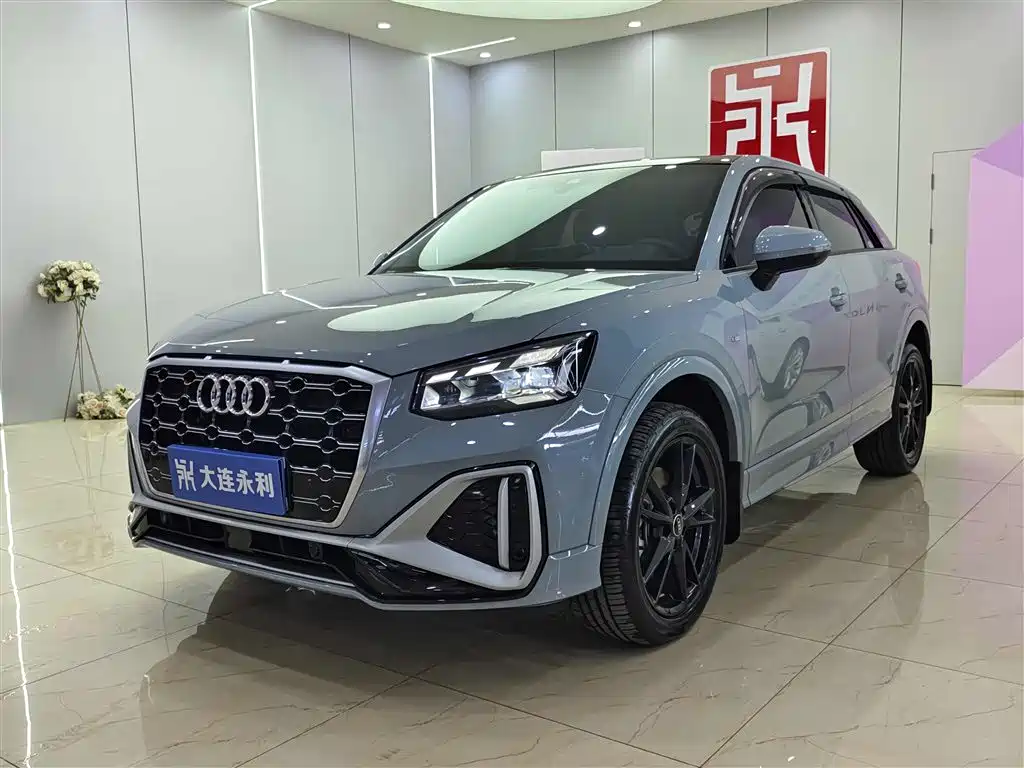 Audi Q2L 2025