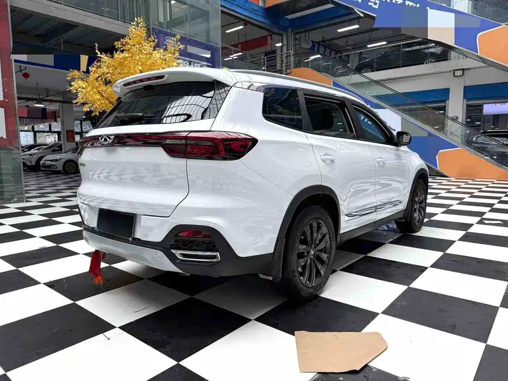 Chery Tiggo 8 2021 — фото 18