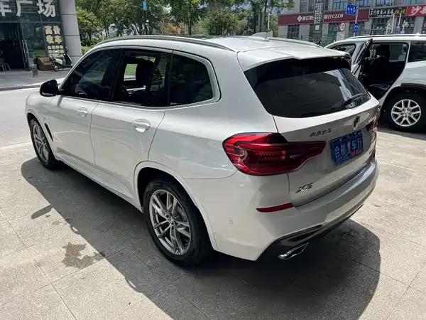 BMW X3 2021