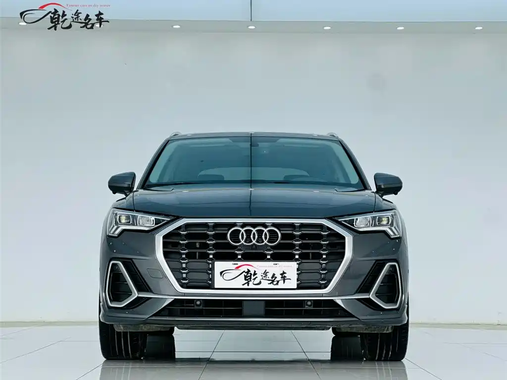 Audi Q3 2021 — фото 2