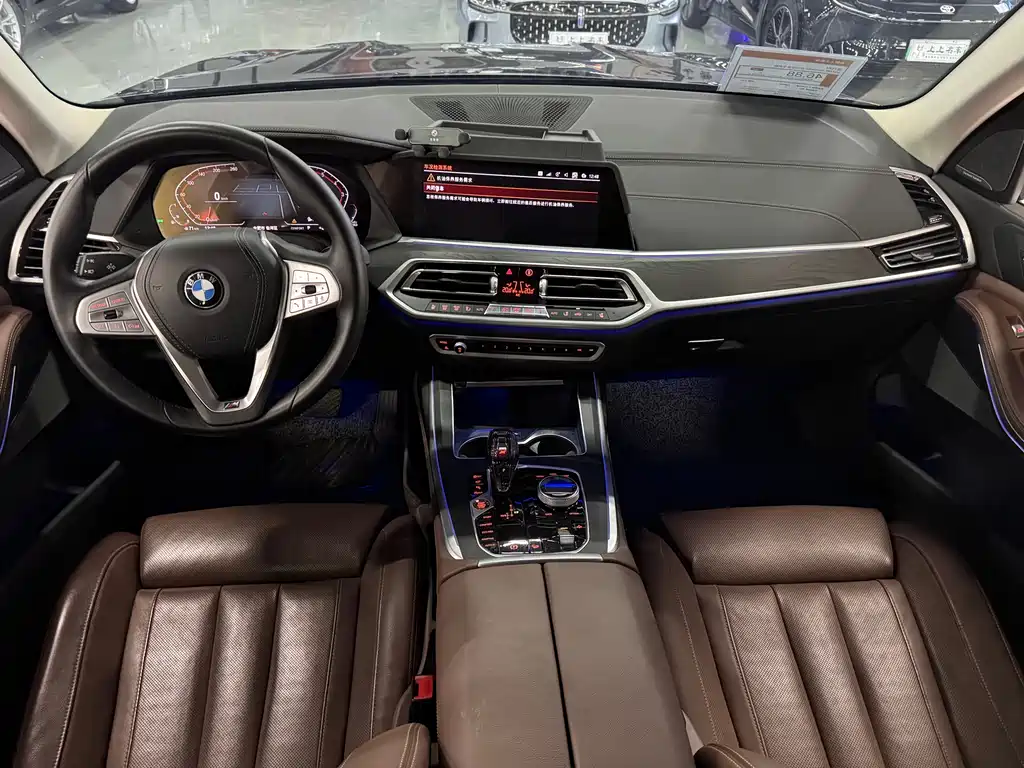 BMW X7 2022 — фото 17