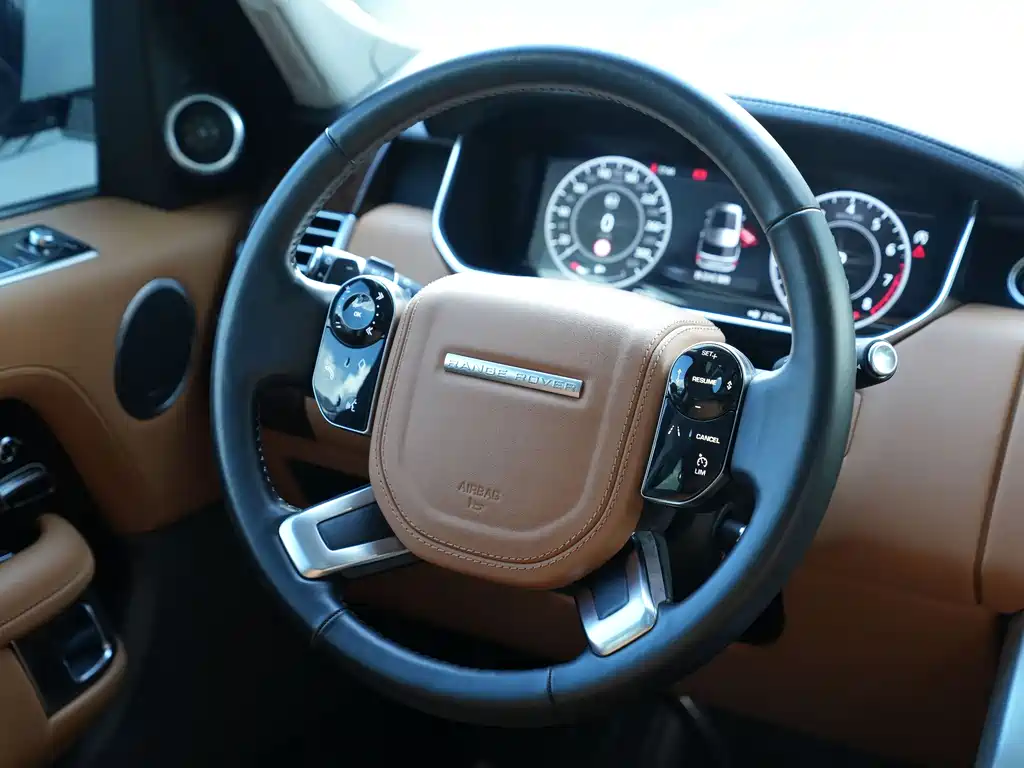 Land Rover Range Rover 2020 — фото 11