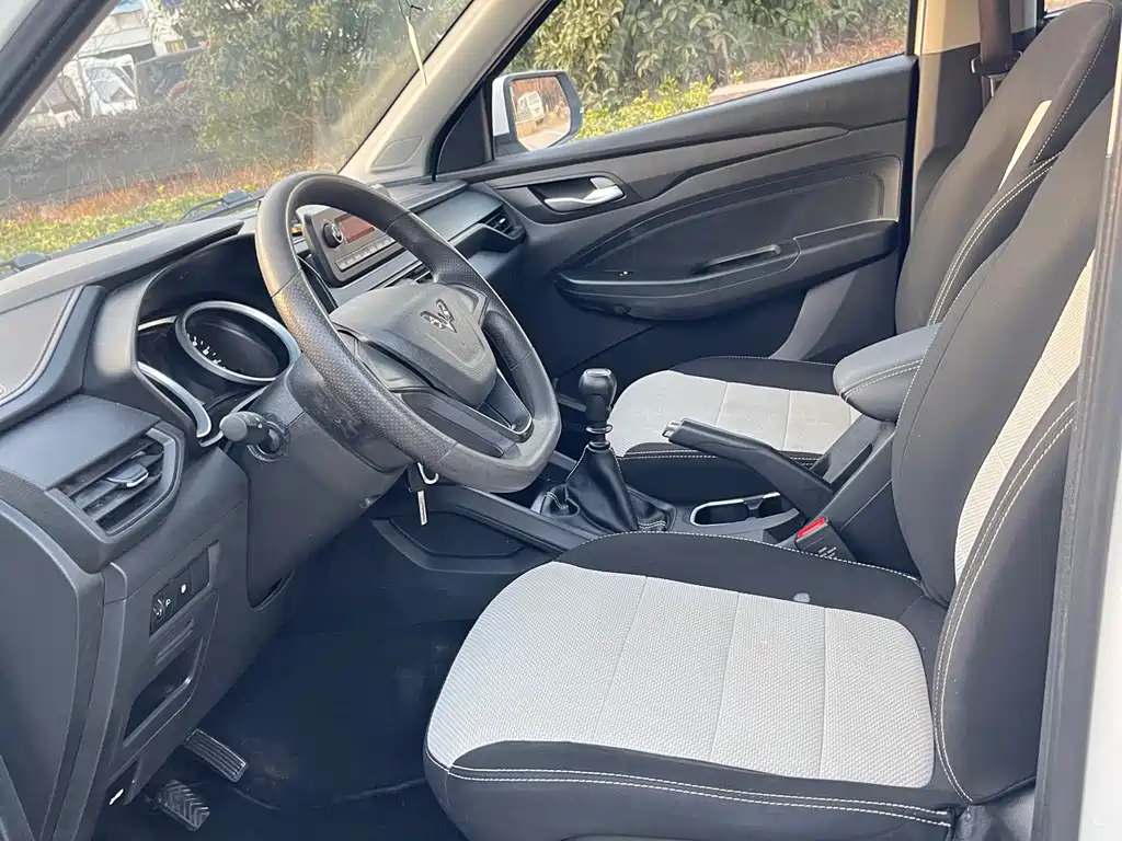 Wuling Hongguang S3 2021 — фото 15