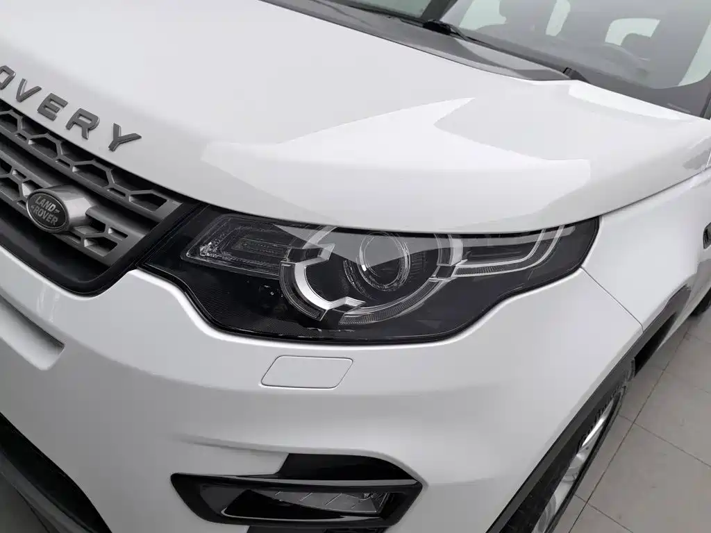 Land Rover Discovery Sport 2019 — фото 7