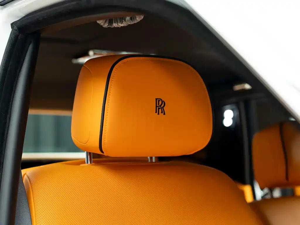 Rolls-Royce Phantom 2022 — фото 18