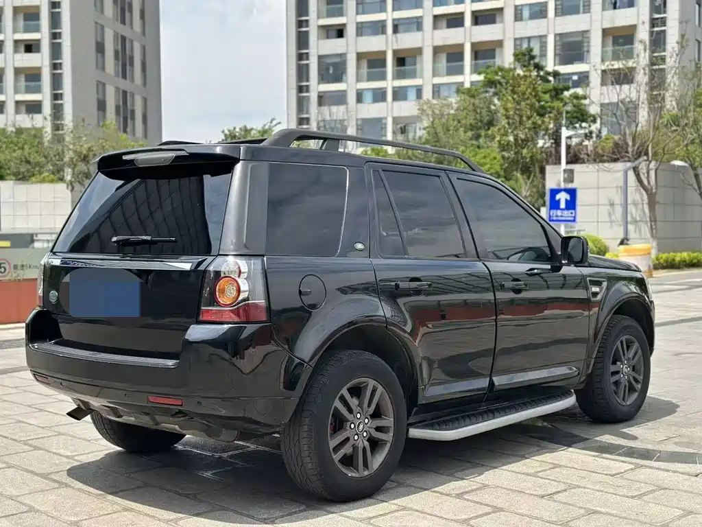 Land Rover Freelander 2 2014 — фото 4