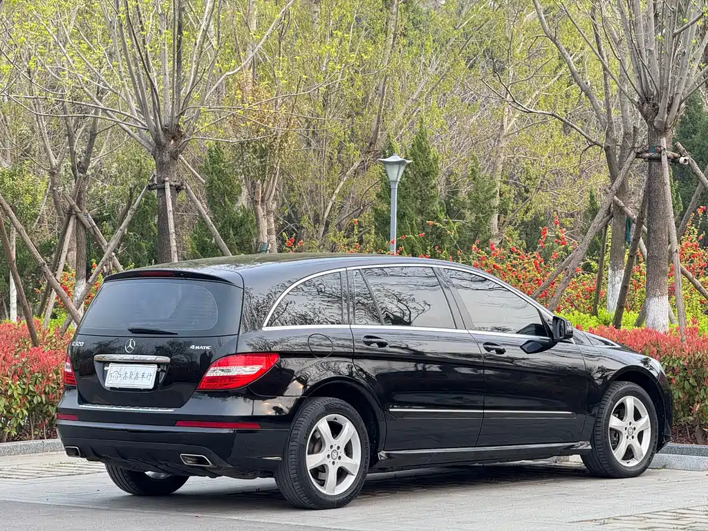 Mercedes-Benz R-Class 2015 — фото 9