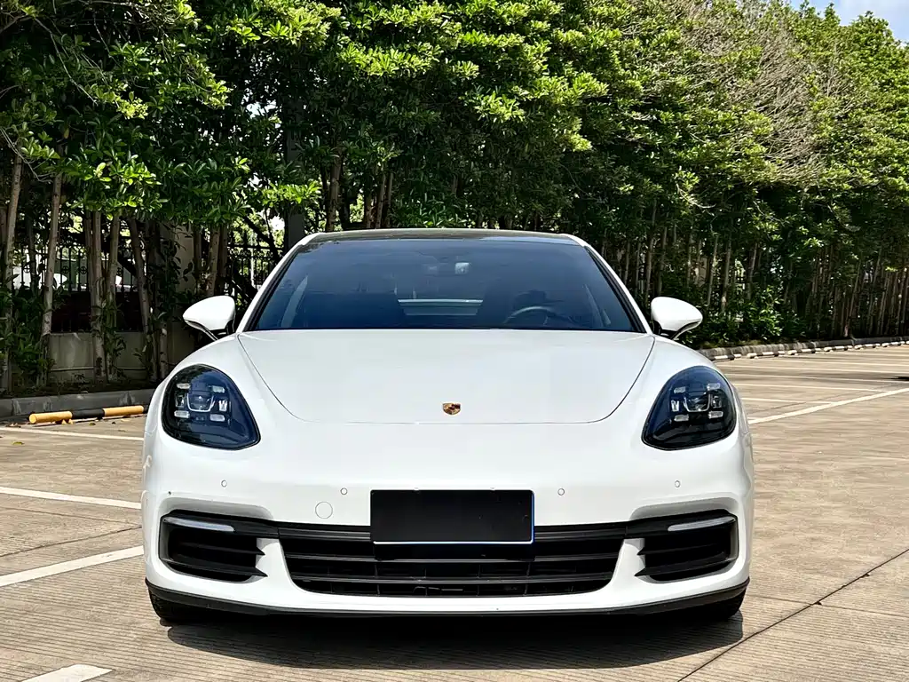 Porsche Panamera 2019 — фото 3